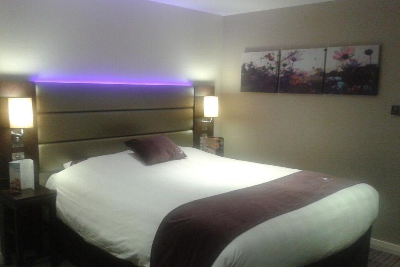 Premier Inn Hitchin Town Centre Bagian luar foto